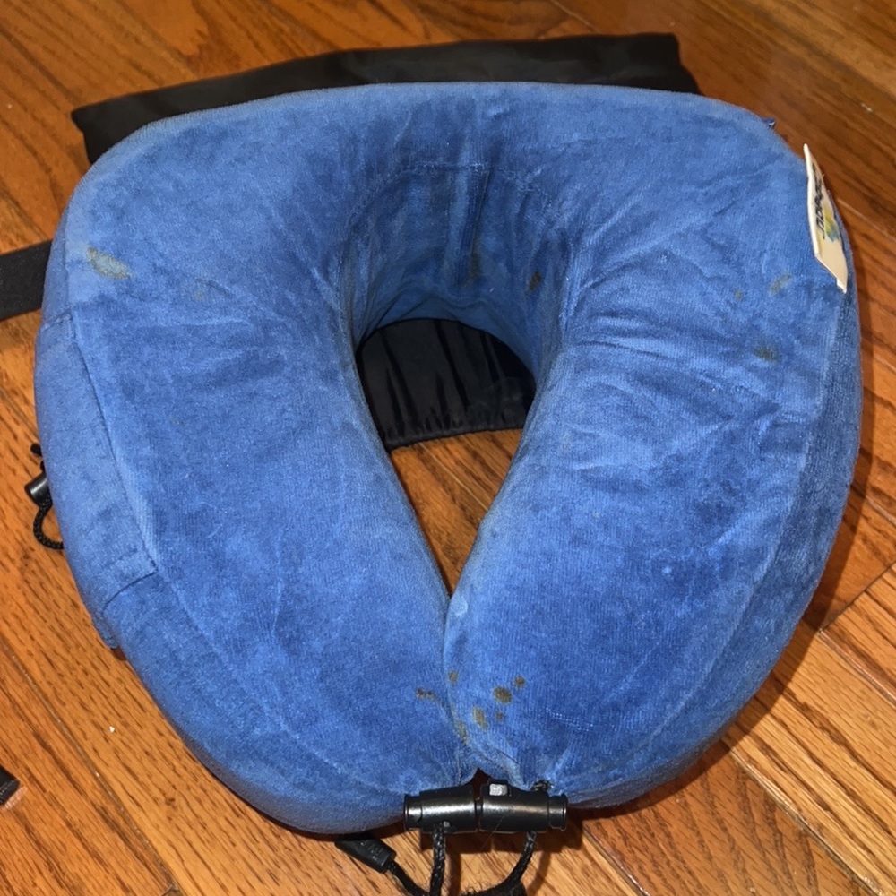 Cabeau Evolution Neck Pillow Memory Foam with Travel Bag Blue Cover